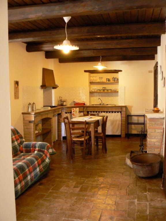 Residence Il Palazzo Santo Stefano Di Sessanio Kamer foto