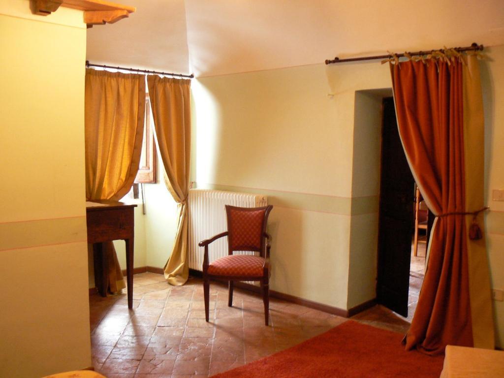 Residence Il Palazzo Santo Stefano Di Sessanio Kamer foto