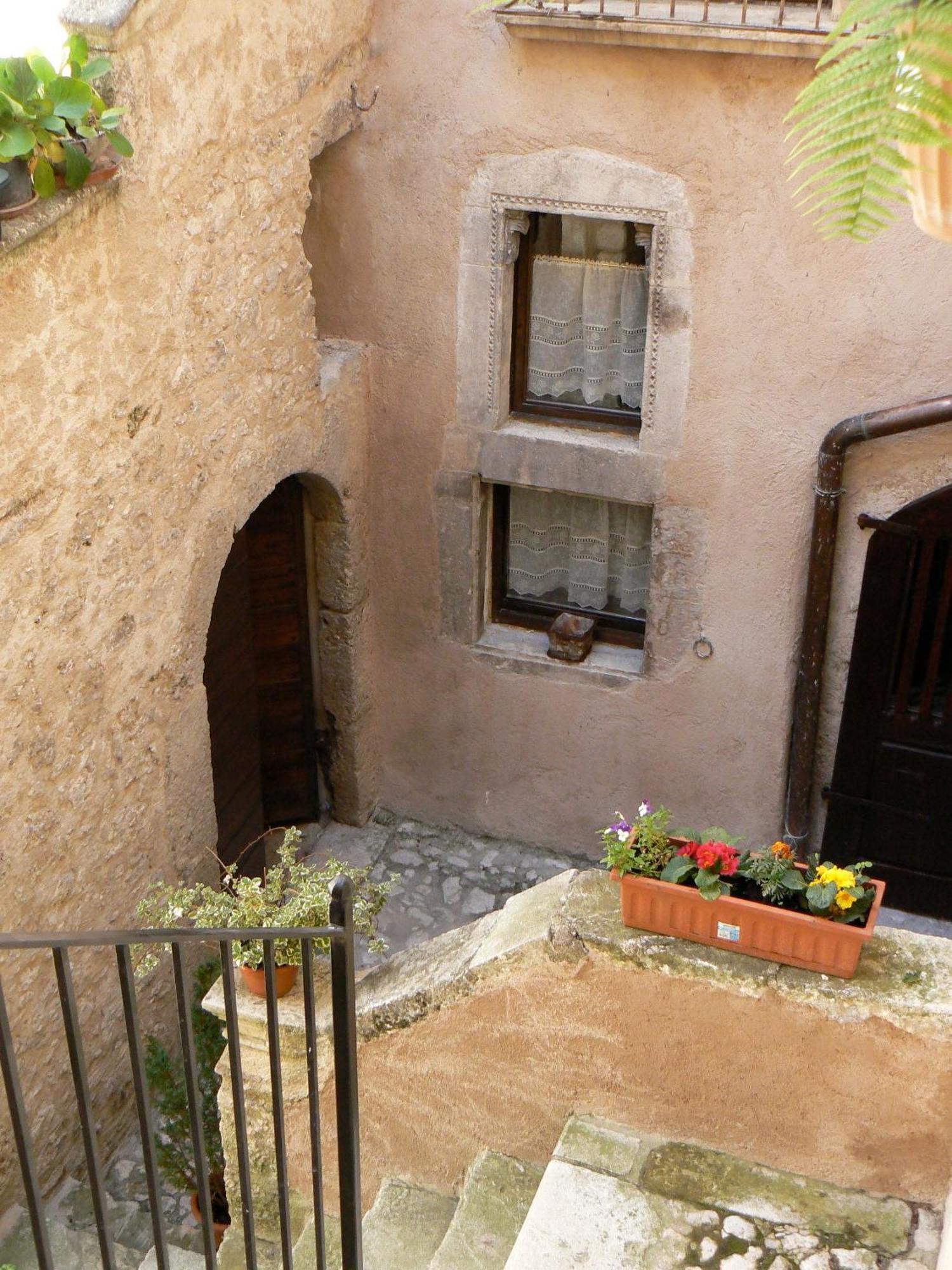 Residence Il Palazzo Santo Stefano Di Sessanio Buitenkant foto